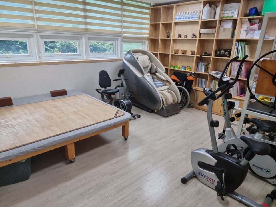 기억너머주야간보호센터8