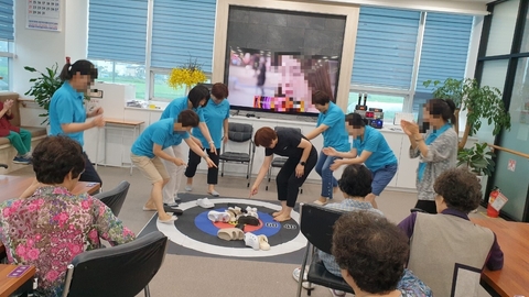 큰사랑주간보호센터67