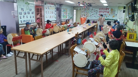 참사랑주야간보호센터1