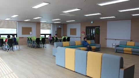 (주)케어링 주간보호센터 대전 둔산점5