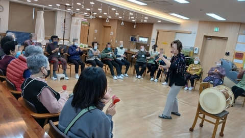 누리주간보호센터80