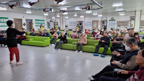 증평주간보호센터40