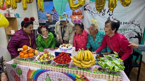 흥덕주야간보호센터14