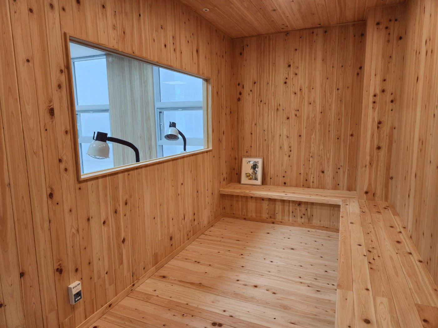 편백나무 사우나실