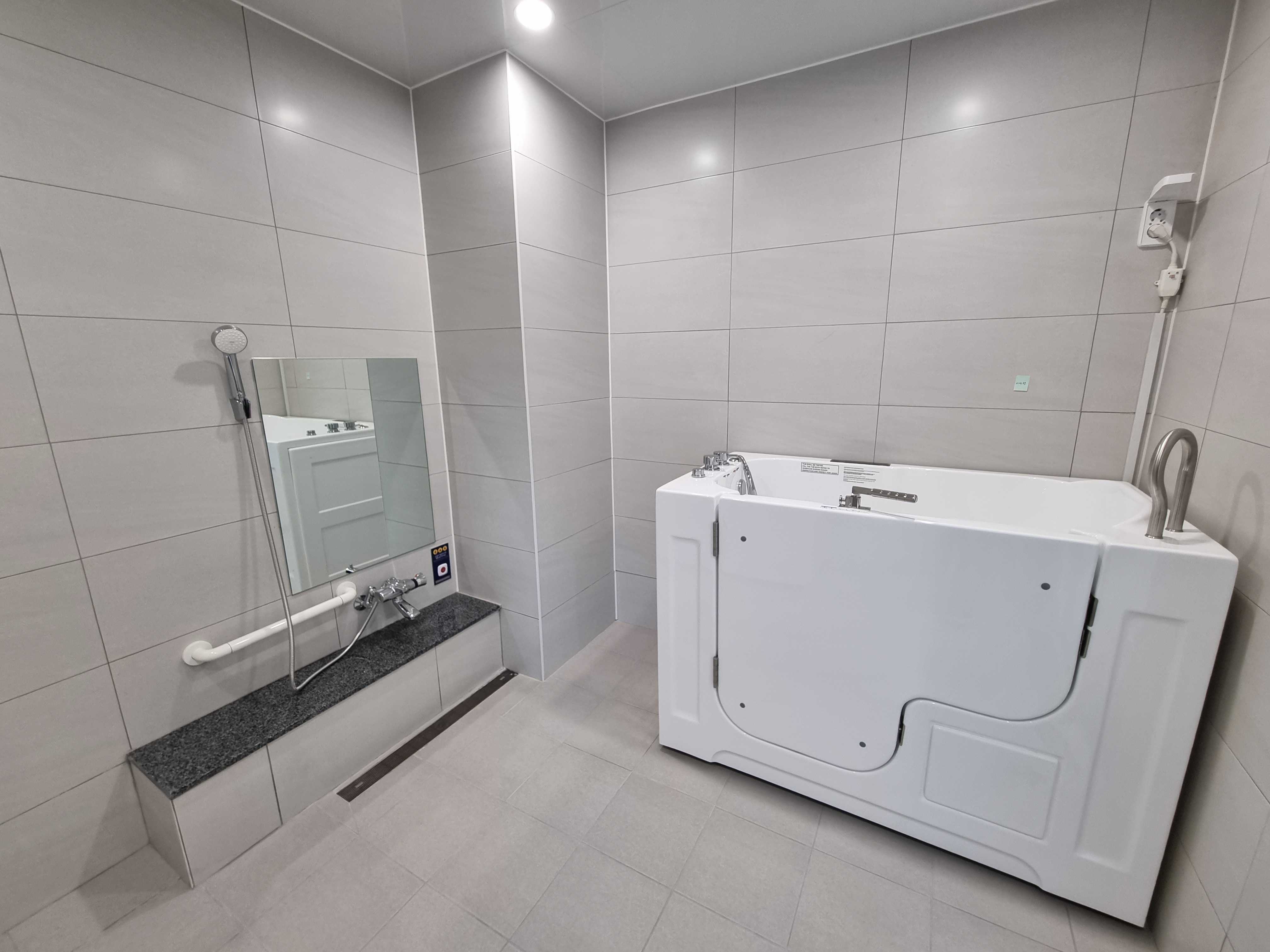 (주)케어링 주간보호센터 대구 서구점6