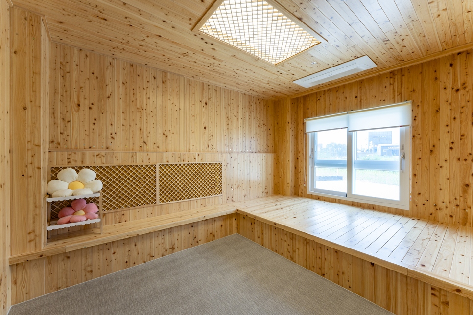 편백나무 찜질방