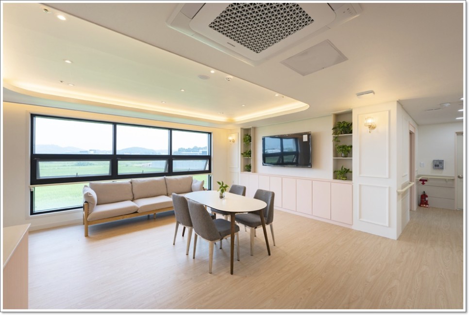 각층별생활실 거실